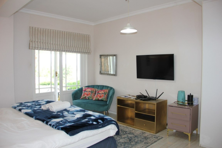 To Let 1 Bedroom Property for Rent in Rome Glen Western Cape